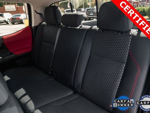 Certified 2022 Toyota Tacoma SR5 image 25