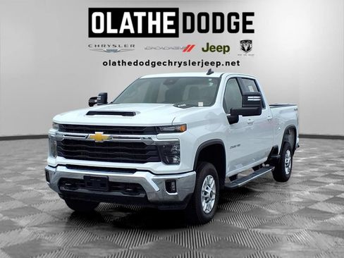 Used 2025 Chevrolet Silverado 2500 LT w/ Convenience Package AWD/4WD image 1
