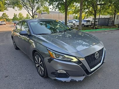 Used 2022 Nissan Altima 2.5 SV