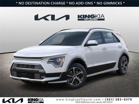 New 2025 Kia Niro SX image 1