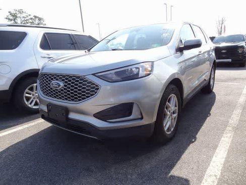 Used 2023 Ford Edge SEL image 1