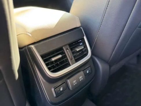 Used 2021 Subaru Outback Limited w/ Popular Package #2 image 12