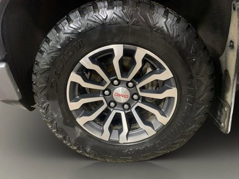 Used 2021 GMC Sierra 1500 AT4 w/ AT4 Premium Package image 28