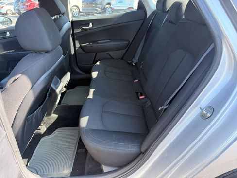 Used 2018 Kia Optima LX FWD image 7