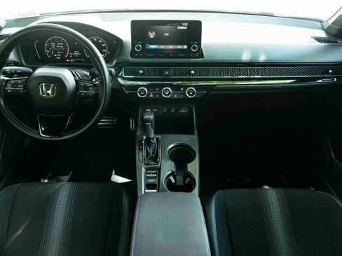 Used 2025 Honda Civic Sport image 26