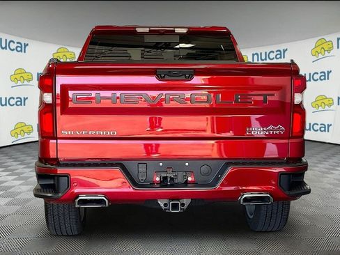 Used 2024 Chevrolet Silverado 1500 High Country w/ High Country Premium Package AWD/4WD image 5