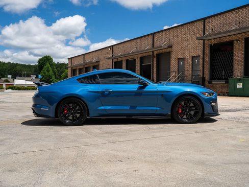 Used 2020 Ford Mustang Shelby GT500 w/ Technology Package RWD image 13