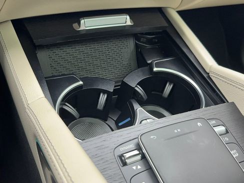 Used 2021 Mercedes-Benz GLS 450 4MATIC image 33