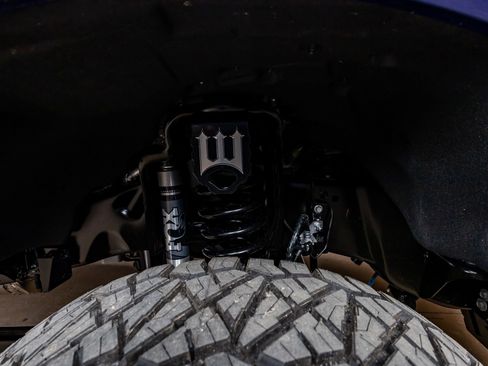 Used 2026 Ford F250 Platinum w/ Platinum Plus Package image 14