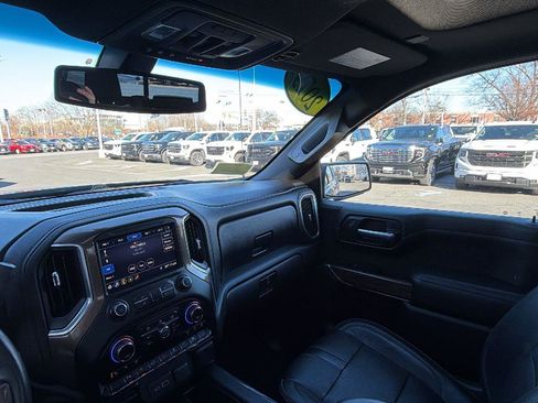 Certified 2019 Chevrolet Silverado 1500 High Country image 18