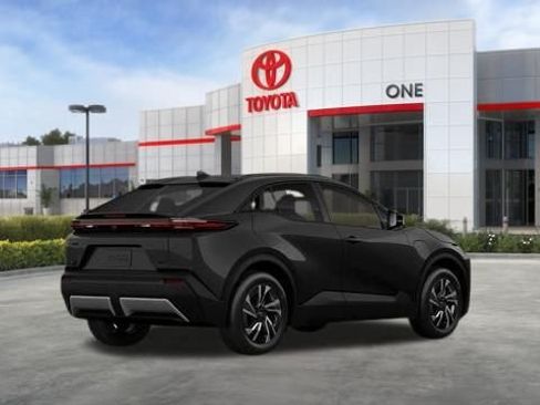 New 2026 Toyota C-HR AWD/4WD image 14