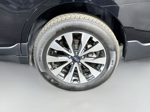 Used 2016 Subaru Outback 3.6R Limited image 36