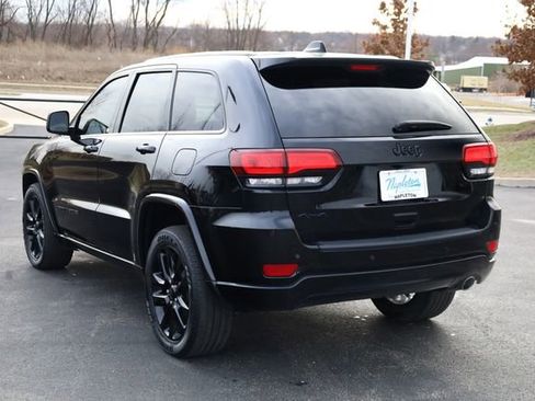 Used 2020 Jeep Grand Cherokee Altitude image 6