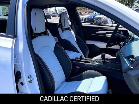 Certified 2025 Cadillac CT4 V Blackwing w/ Carbon Fiber 1 Package RWD image 9