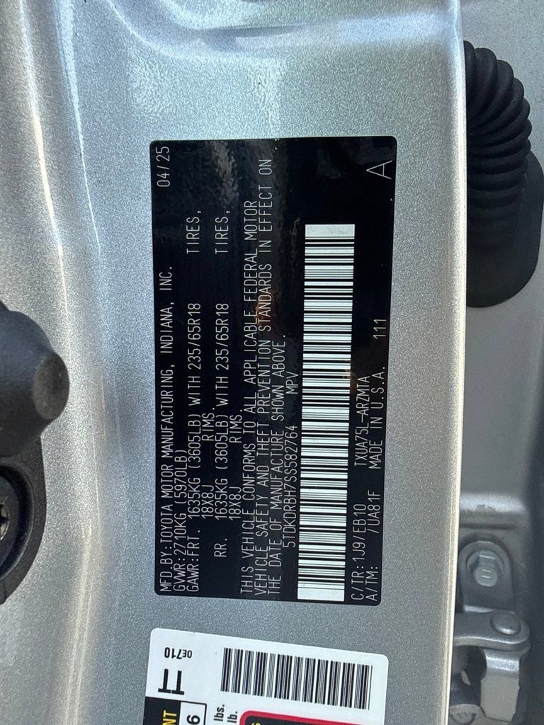 Used 2025 Toyota Highlander XLE AWD/4WD image 27