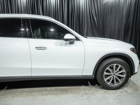 Certified 2026 Mercedes-Benz GLC 300 image 4