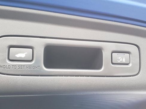 Certified 2025 Acura ADX A-Spec image 11