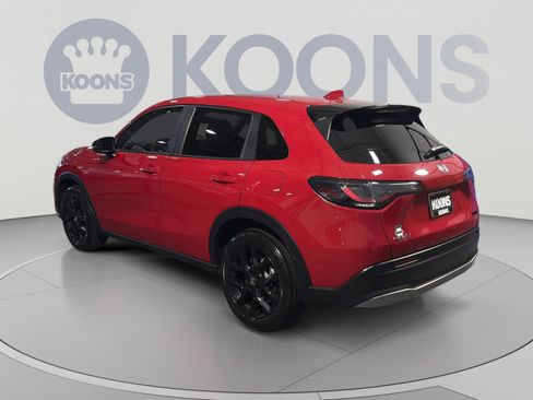 Used 2024 Honda HR-V Sport image 4