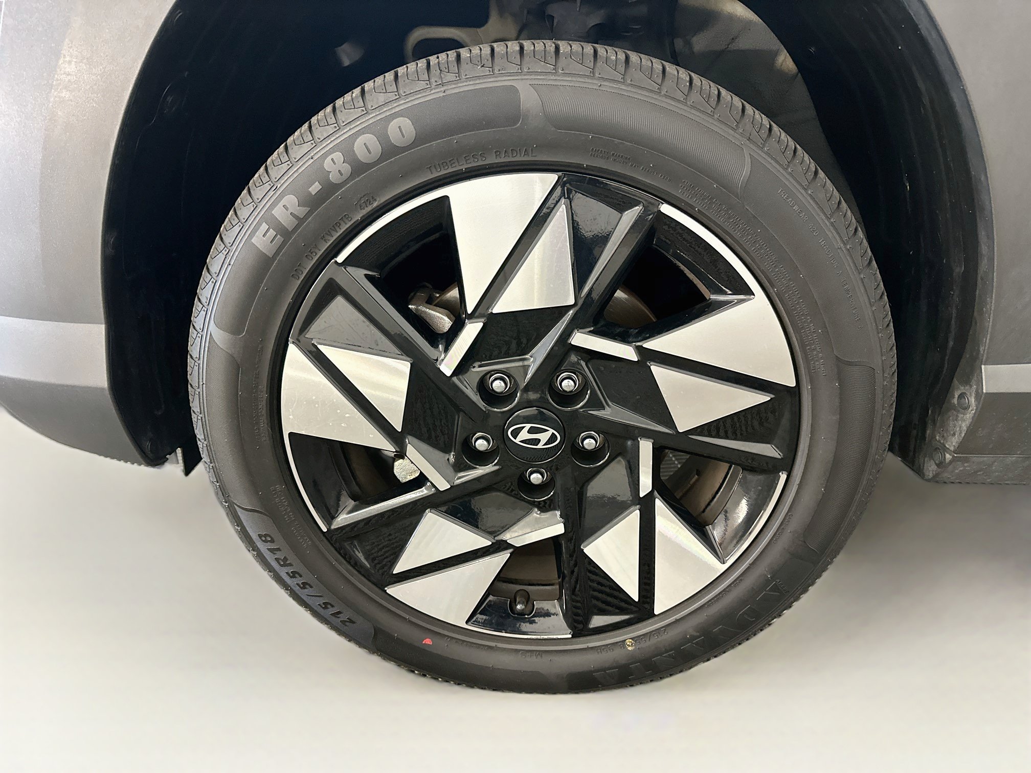 Used 2024 Hyundai Kona SEL AWD/4WD image 35