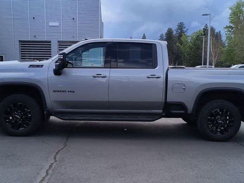 Used 2025 Chevrolet Silverado 2500 LTZ w/ Trail Boss Package image 5