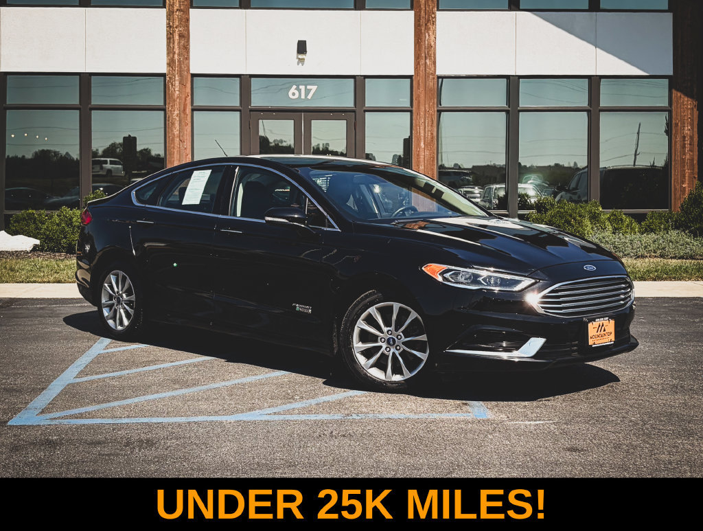Used 2018 Ford Fusion Energi SE FWD image 1