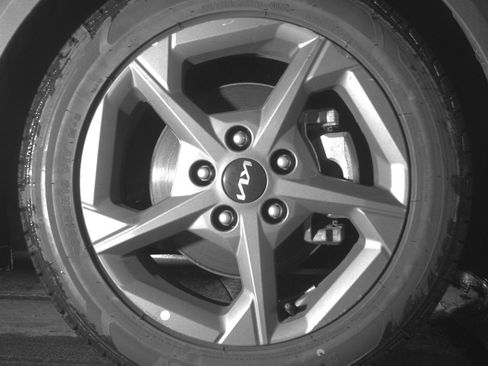 Used 2025 Kia K4 LXS image 13