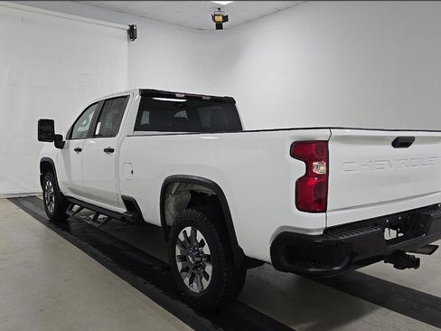 Used 2024 Chevrolet Silverado 2500 Custom RWD image 7