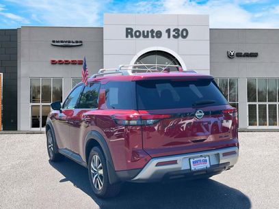 Used 2023 Nissan Pathfinder SL w/ Black Appearance Package