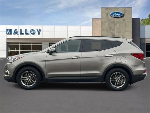 Used 2018 Hyundai Santa Fe Sport image 5