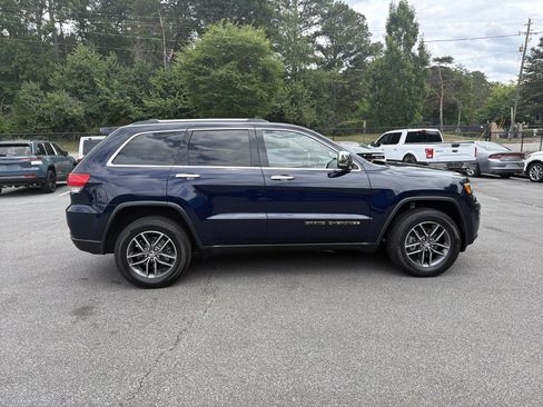 Used 2017 Jeep Grand Cherokee Limited w/ Luxury Group II AWD/4WD image 9
