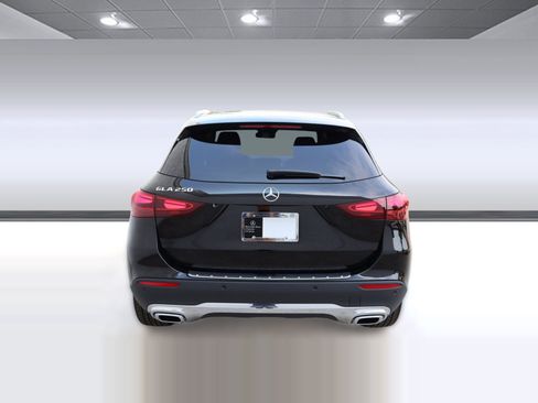 New 2025 Mercedes-Benz GLA 250 image 8