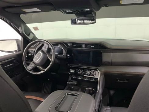 Used 2022 GMC Sierra 1500 AT4 w/ AT4 Premium Package AWD/4WD image 34