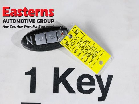 Used 2020 Nissan 370Z NISMO RWD image 25