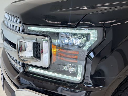 Used 2020 Ford F150 XLT w/ Equipment Group 302A Luxury AWD/4WD image 11