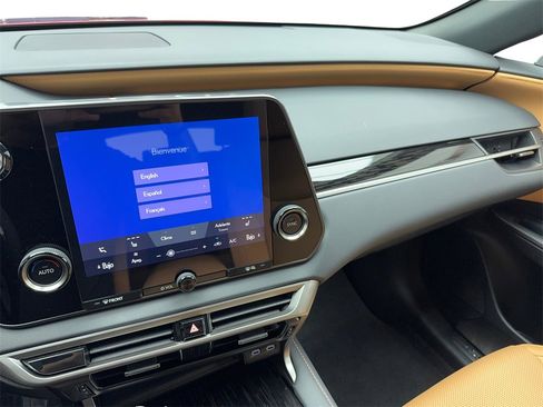 Used 2025 Lexus RX 350 Premium image 23