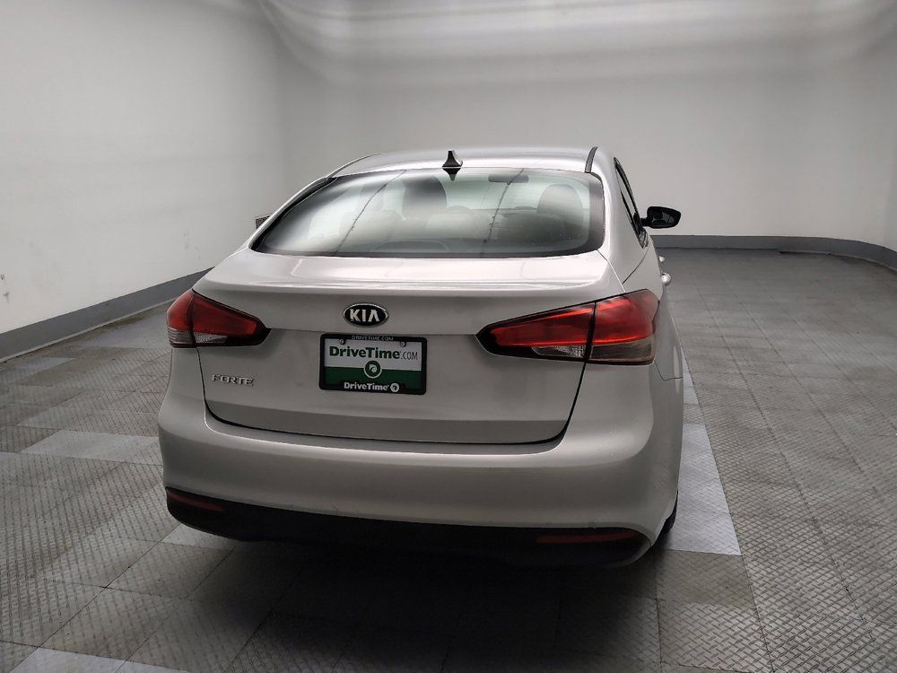 Used 2018 Kia Forte LX FWD image 7