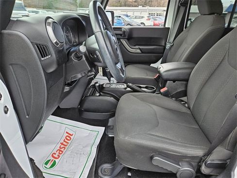 Used 2017 Jeep Wrangler Unlimited Sport w/ Quick Order Package 24S image 8