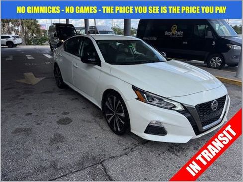 Used 2022 Nissan Altima 2.5 SR FWD image 1