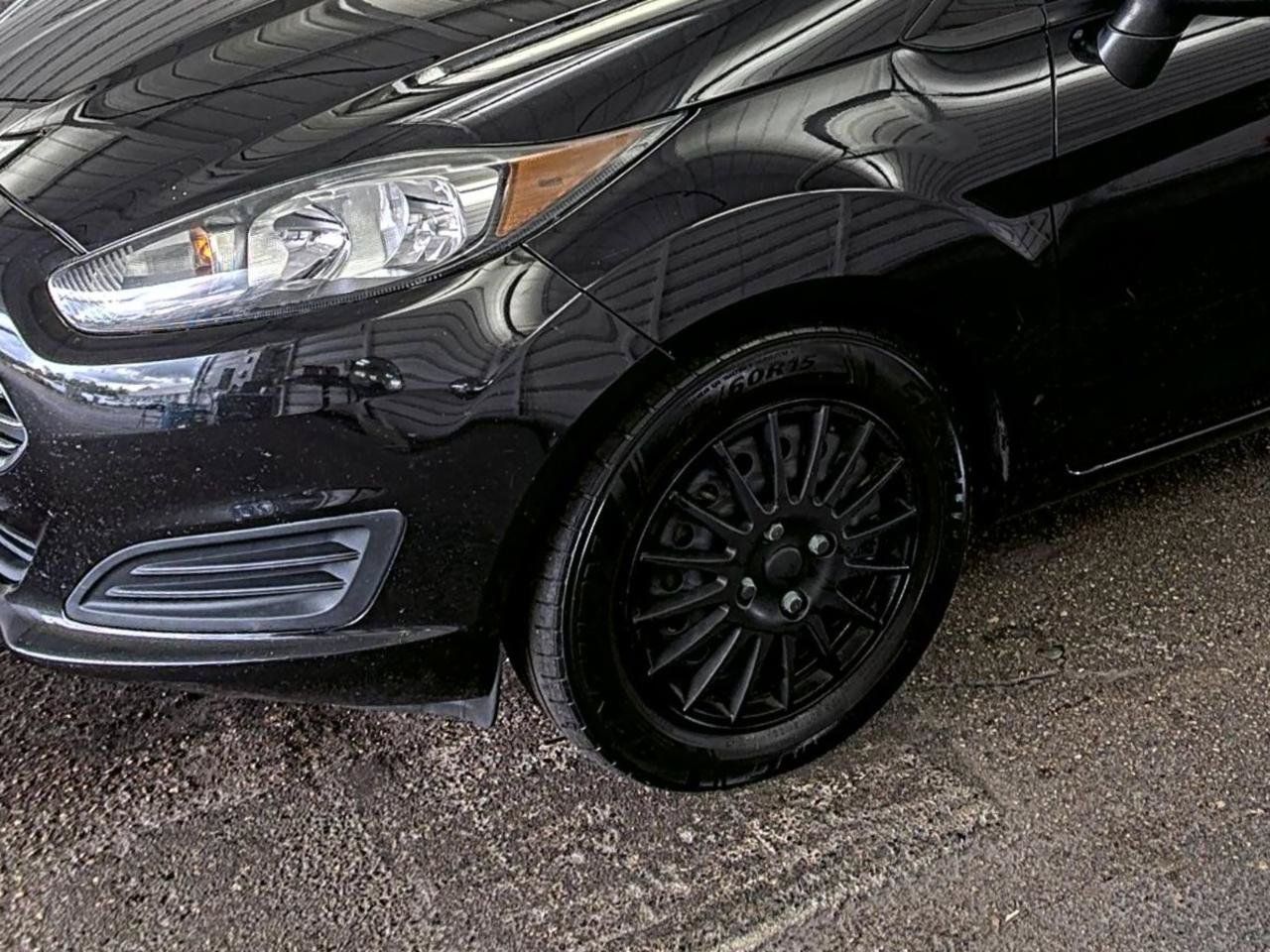 Used 2015 Ford Fiesta S FWD image 15