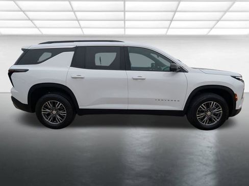 Certified 2024 Chevrolet Traverse LT image 32