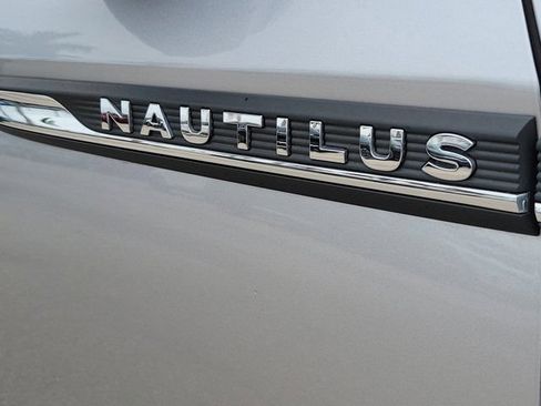 Certified 2022 Lincoln Nautilus Reserve w/ Equipment Group 201A AWD/4WD image 11