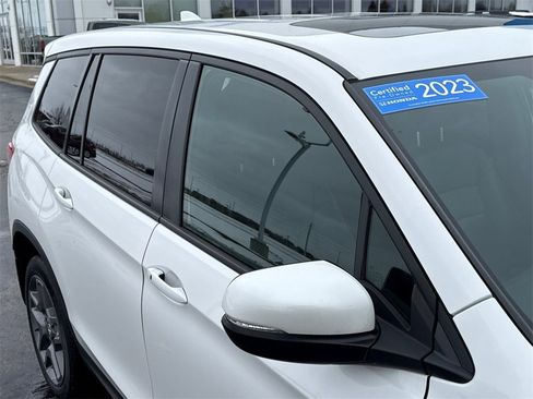 Certified 2023 Honda Passport EX-L image 12