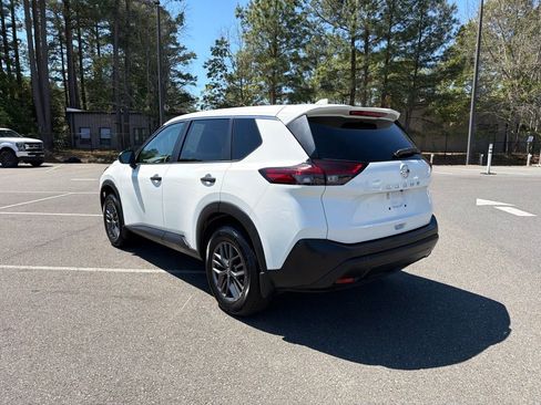 Used 2021 Nissan Rogue S FWD image 7