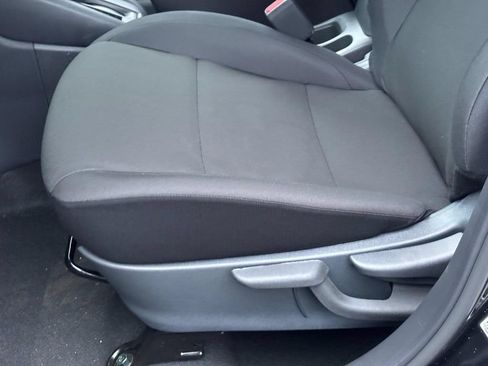 Certified 2025 Nissan Kicks Play S FWD image 17