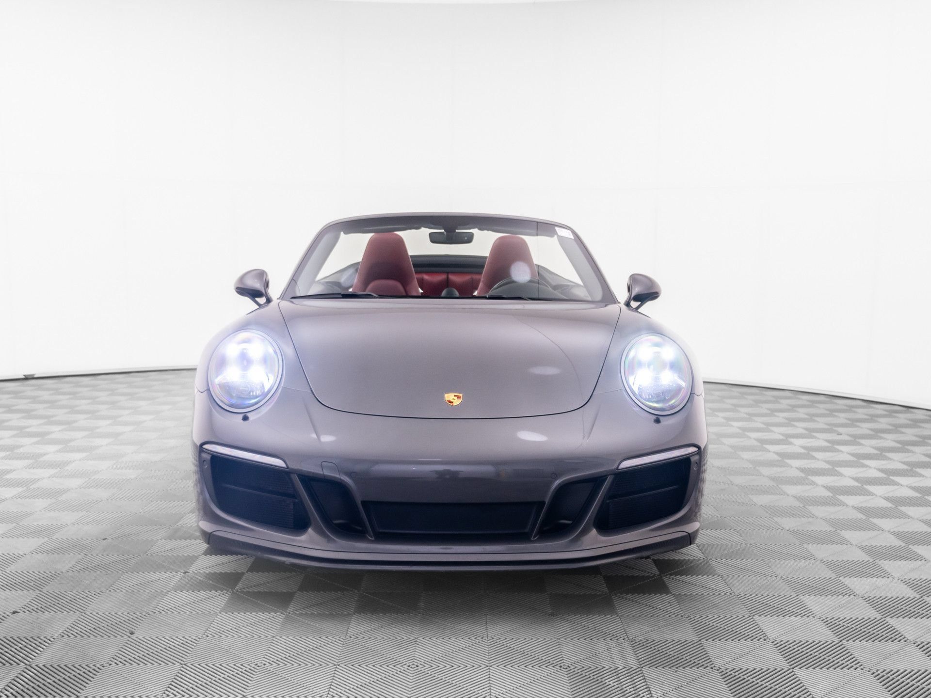 Used 2018 Porsche 911 Carrera GTS RWD image 9