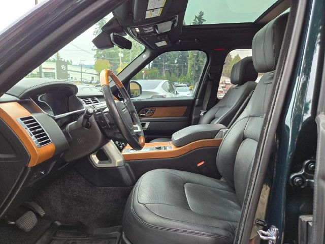 Used 2019 Land Rover Range Rover Supercharged AWD/4WD image 23