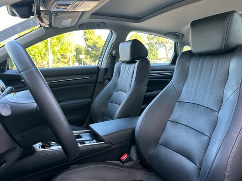 Used 2022 Honda Accord EX-L image 5