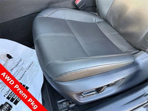 Used 2025 Toyota Camry XLE image 17