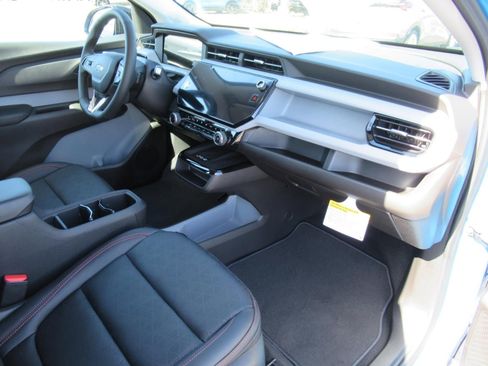 New 2027 Chevrolet Bolt RS image 11