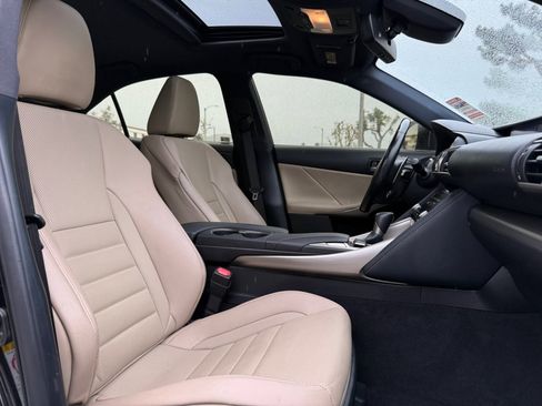 Used 2017 Lexus IS 350 image 17